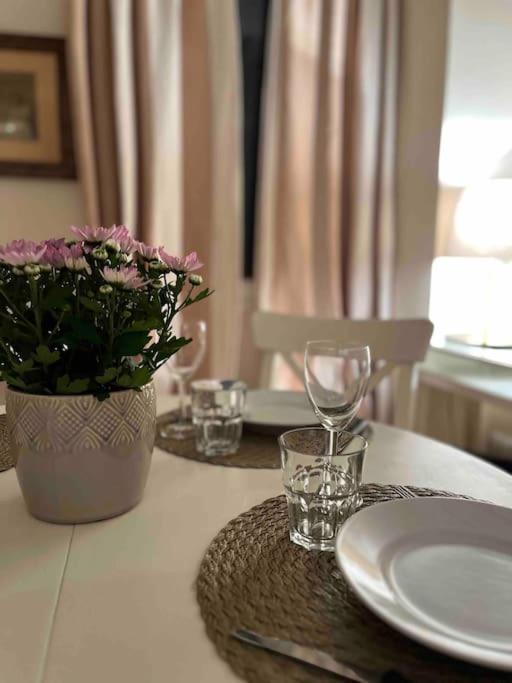 Cozy Santa Maria Novella Uffizi Duomo 2Beds-2Baths Apartment Florenţa Exterior foto