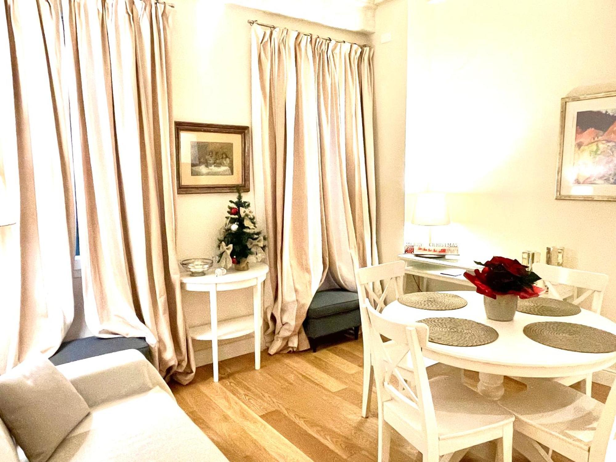 Cozy Santa Maria Novella Uffizi Duomo 2Beds-2Baths Apartment Florenţa Exterior foto