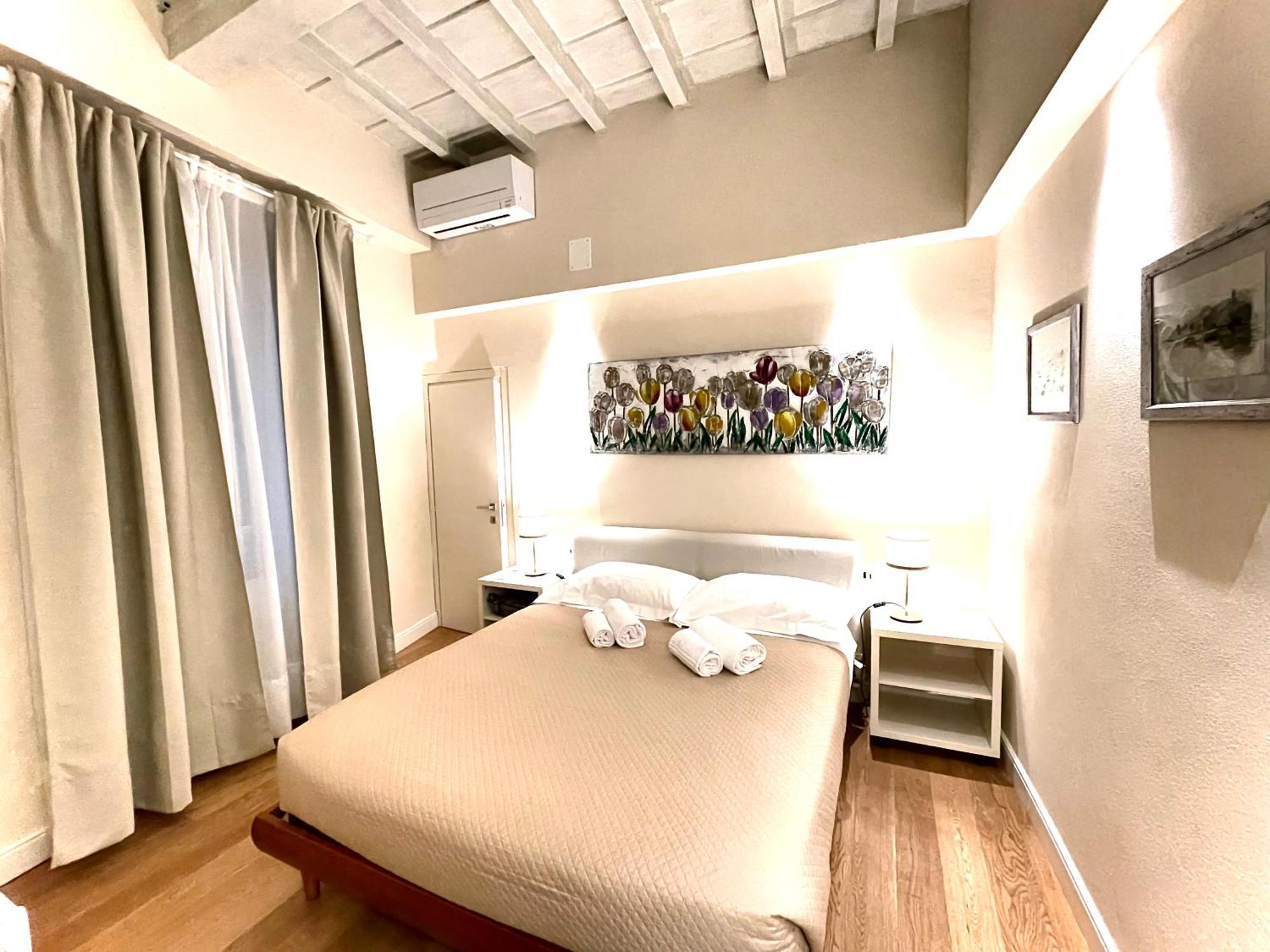 Cozy Santa Maria Novella Uffizi Duomo 2Beds-2Baths Apartment Florenţa Exterior foto